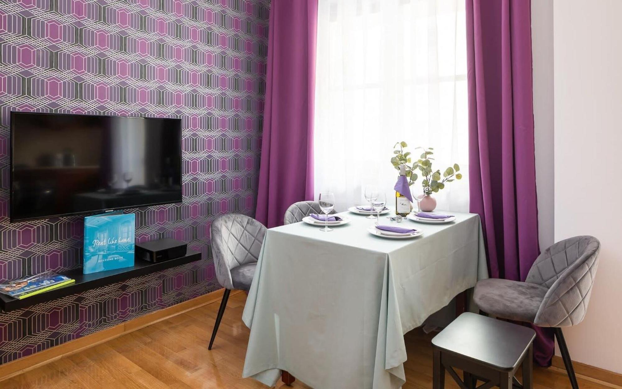 Elektoralna 12A - Colorful Apartment With Balcony By Noclegi Renters Warschau Buitenkant foto